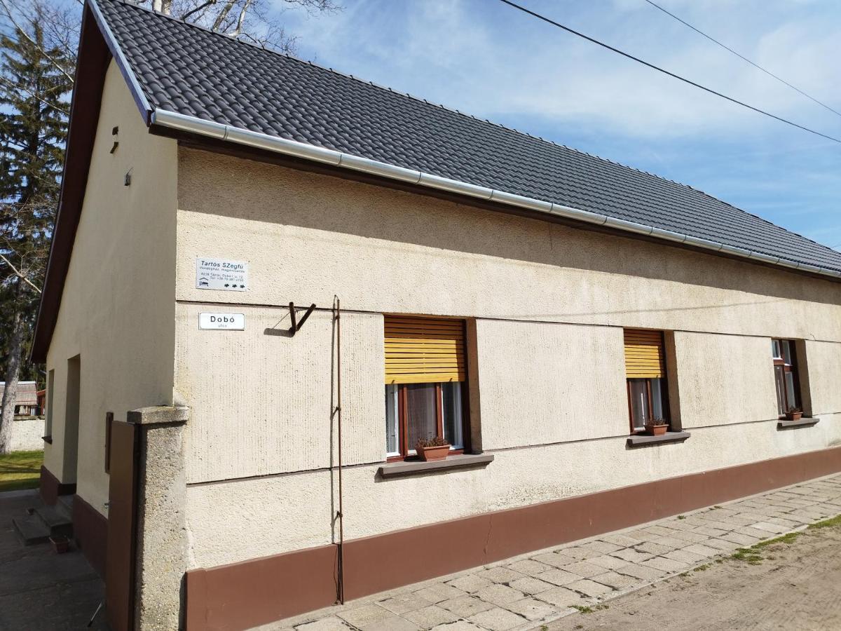 Tartos Szegfu Vendeghaz, Maganszallas Tazlar Exteriér fotografie