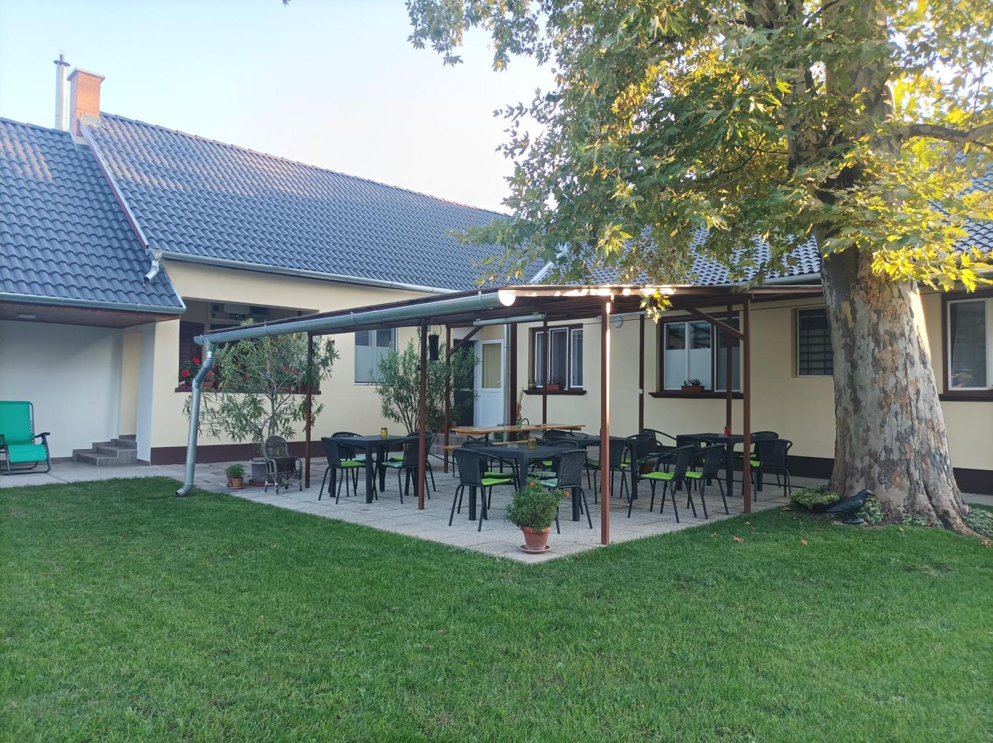 Tartos Szegfu Vendeghaz, Maganszallas Tazlar Exteriér fotografie
