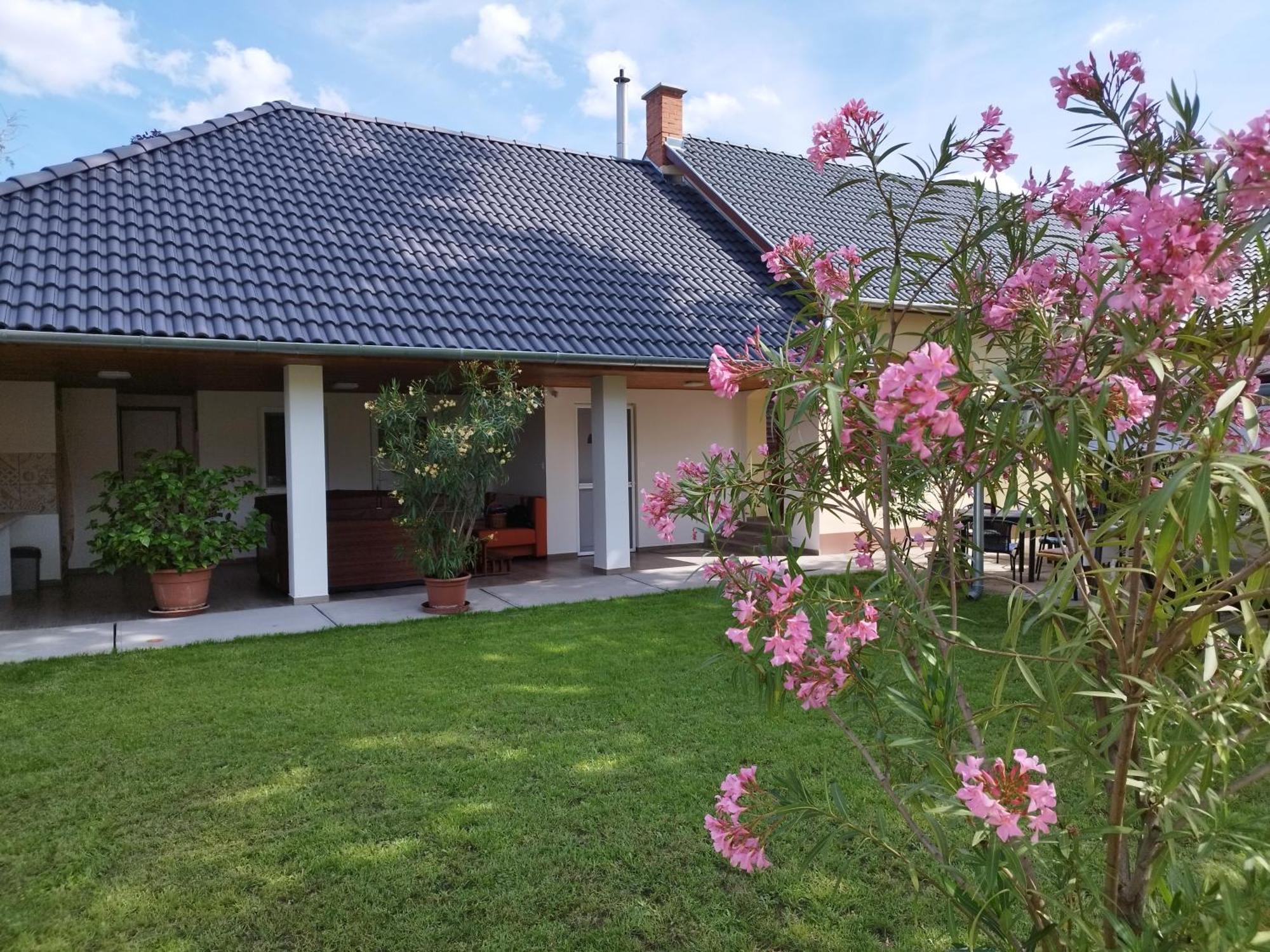 Tartos Szegfu Vendeghaz, Maganszallas Tazlar Exteriér fotografie